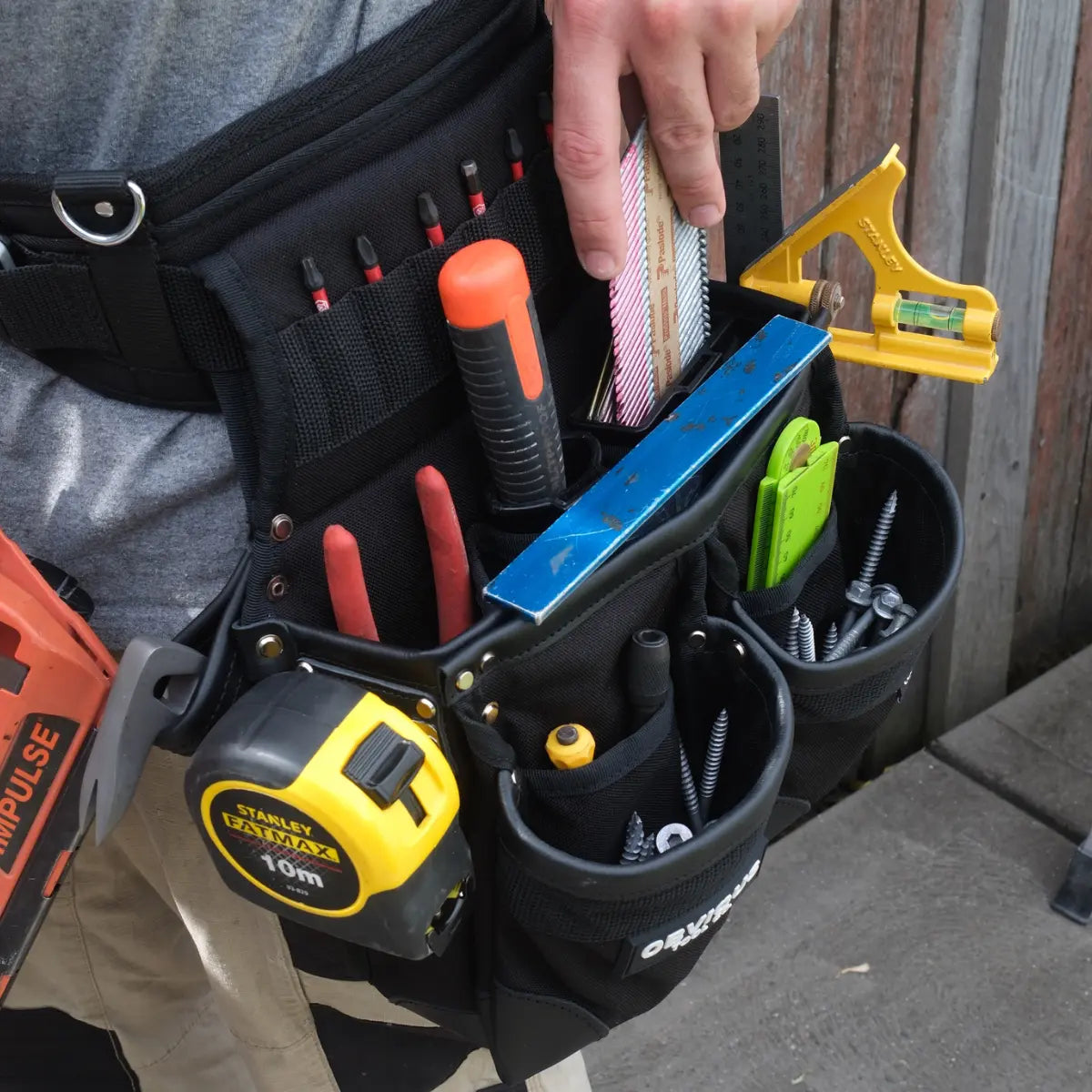 Framing Pouch (Non-dominant)